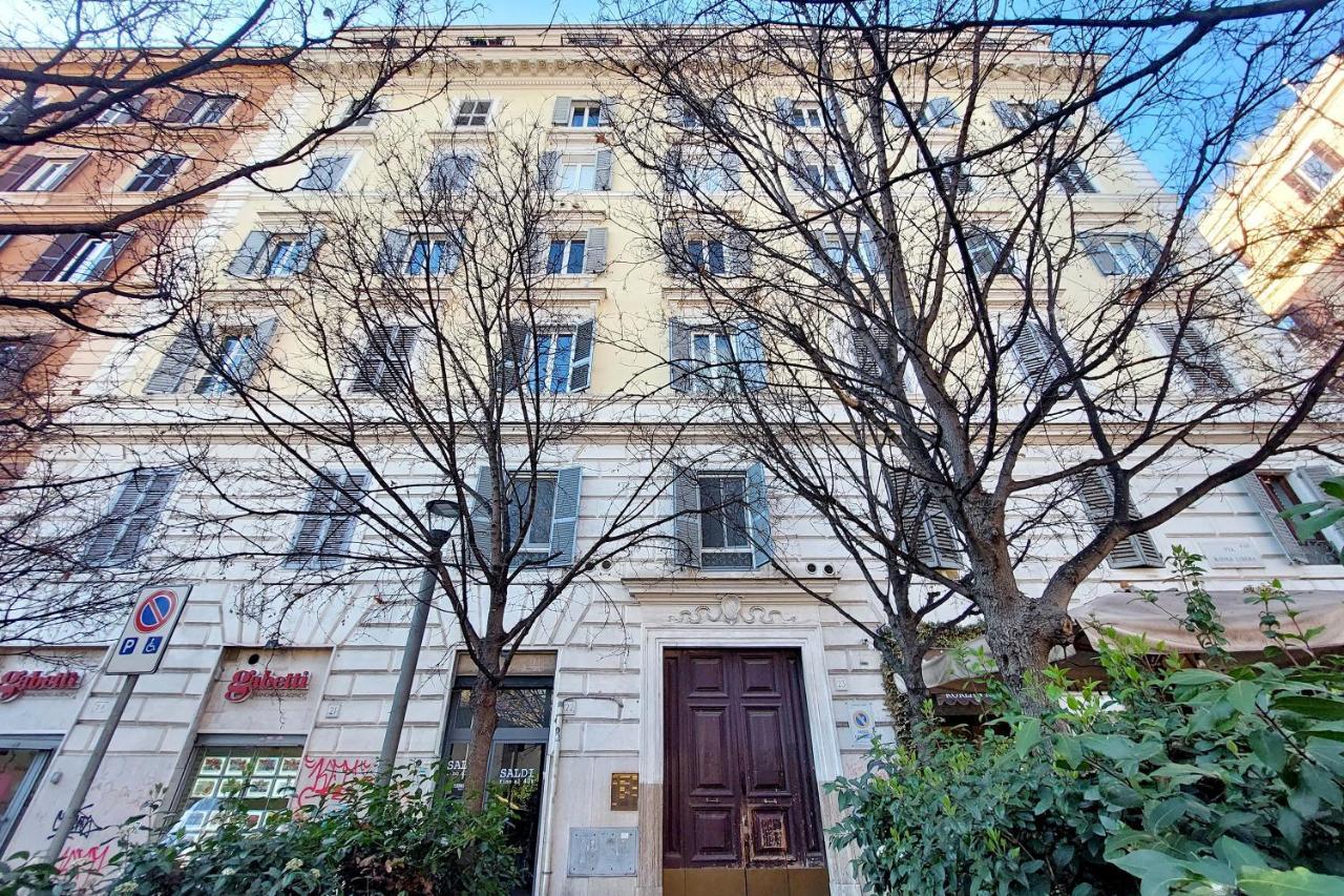 Domus Lou Elegante Appartamento In Trastevere Roma Exterior foto